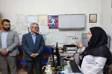 بازدید نماینده مجلس شورای اسلامی از مراکز خدمات جامع سلامت شهرستان رشت